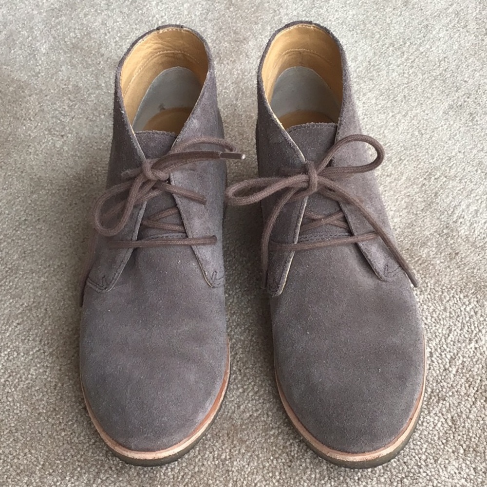 Clarks Originals Grey Suede Chukka Style Size 7.5